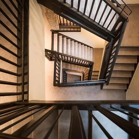 Altstadthotel Weisses Kreuz Отель