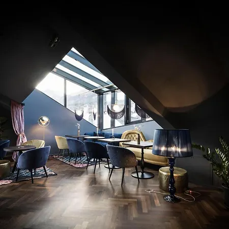 ホテル Altstadthotel Weisses Kreuz