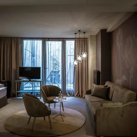 Altstadthotel Weisses Kreuz Отель