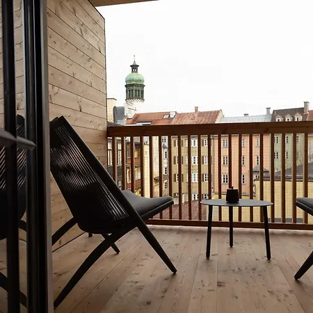 Altstadthotel Weisses Kreuz 4* Инсбрук