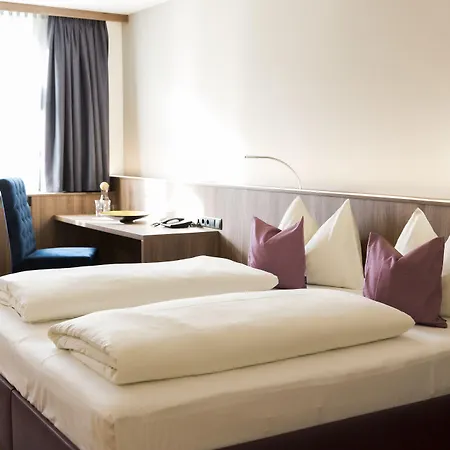 Altstadthotel Weisses Kreuz ホテル インスブルック