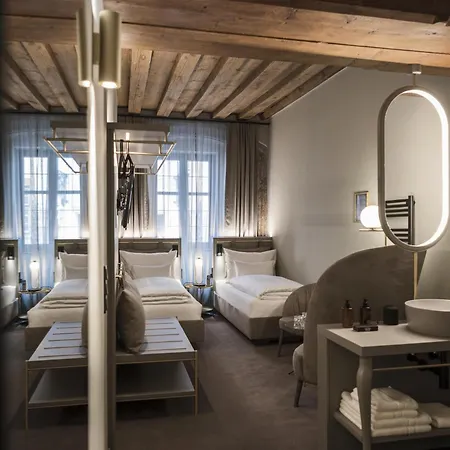 Altstadthotel Weisses Kreuz 호텔