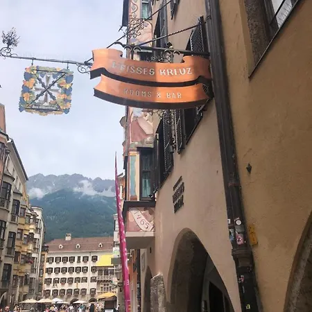 Hotel Altstadthotel Weisses Kreuz 4*
