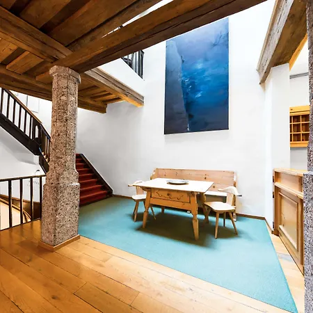 Altstadthotel Weisses Kreuz Hotel Innsbruck