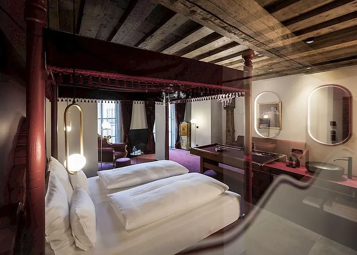 Altstadthotel Weisses Kreuz 4*