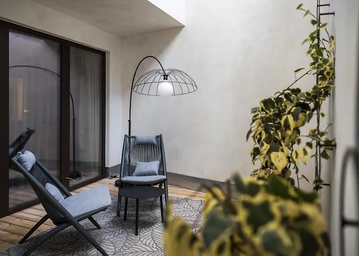 Отель Altstadthotel Weisses Kreuz