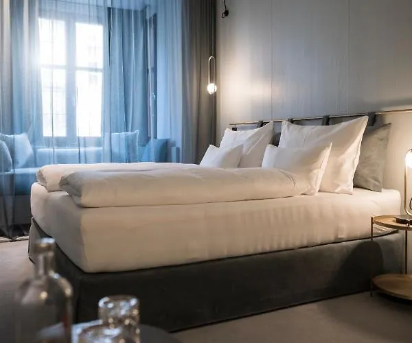 Altstadthotel Weisses Kreuz فندق إنسبروك