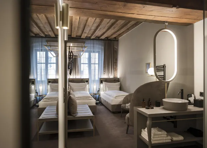 Altstadthotel Weisses Kreuz فندق