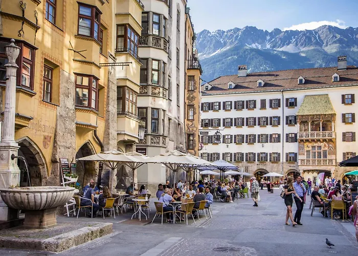 Altstadthotel Weisses Kreuz 4* إنسبروك