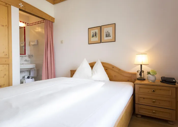 Altstadthotel Weisses Kreuz Ξενοδοχείο 4*