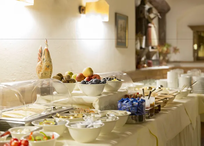 Altstadthotel Weisses Kreuz 4* إنسبروك