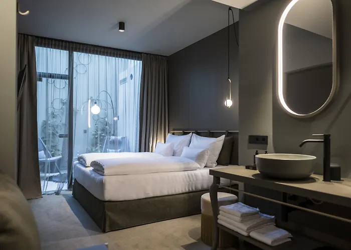 فندق Altstadthotel Weisses Kreuz